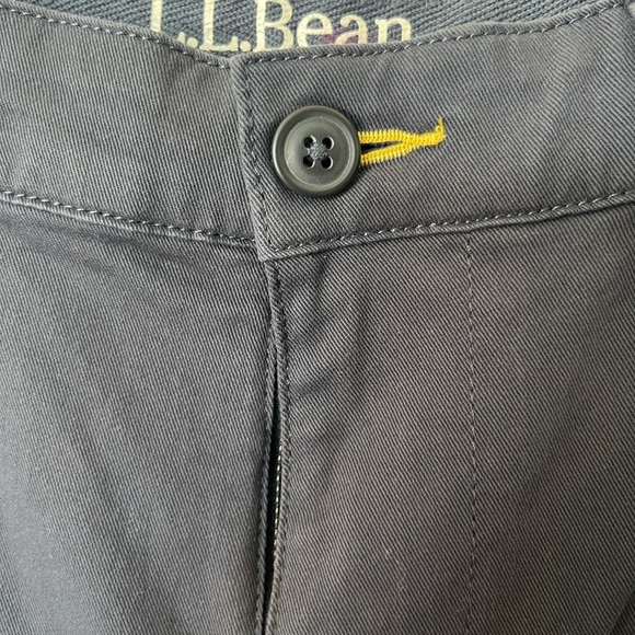 NWT L.L. Bean Comfort Stretch Chino Pant Navy 33 W x 29 In Carbon Navy - Picture 6 of 9